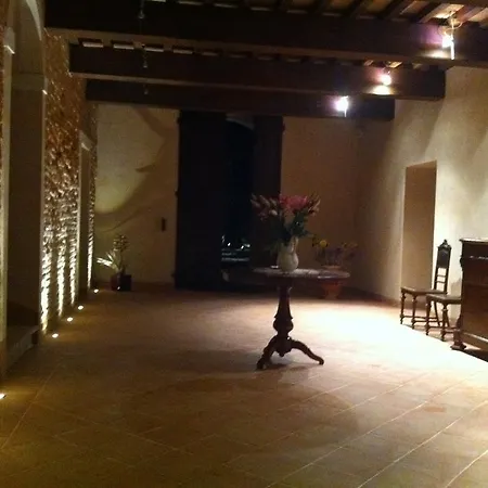 ファームステイ Agriturismo Palazzo Baldini